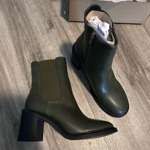 Matisse Beach Olive Boots - NEW in box